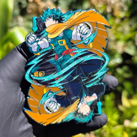 King of Hearts Pin (Green Chrome)
