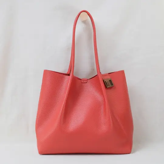 Pinch Tote pebbled warm red orange