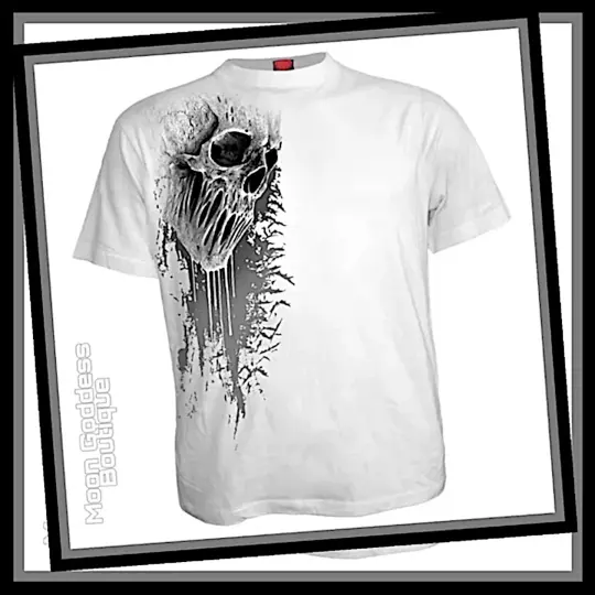 Spiral Direct White Gothic Skull Bat Graphic Tee