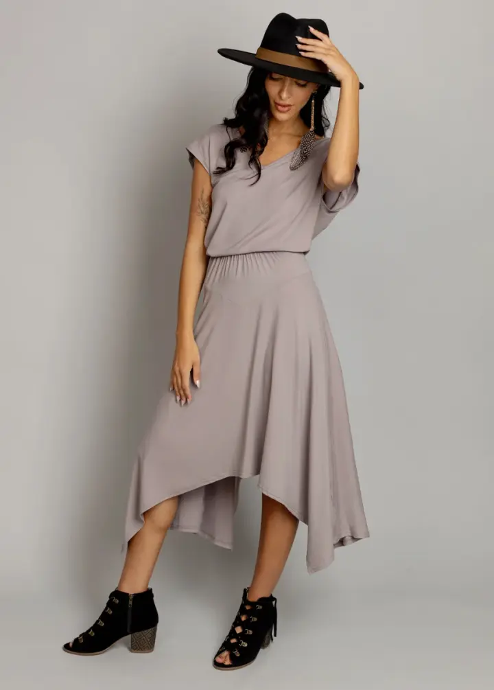 Fenly Dress in Light Taupe