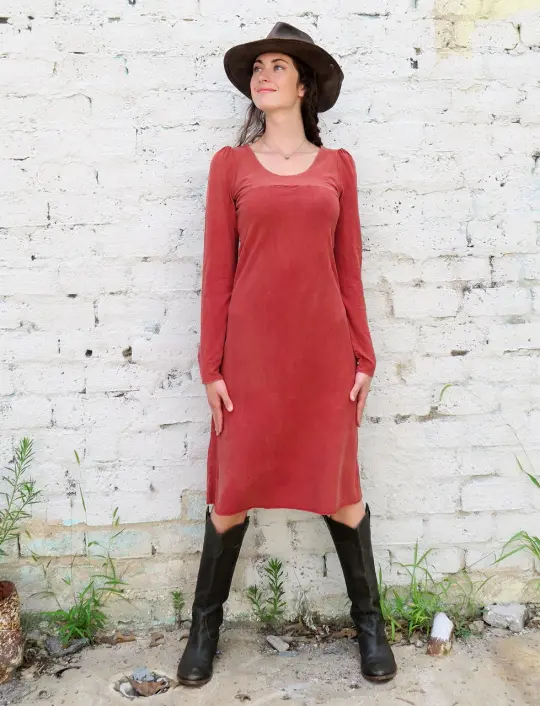 Victorian Simplicity Below Knee Dress