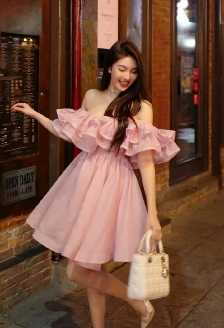 Pink one-shoulder gentle and generous waist-length skirt short skirt homecoming dress R4041