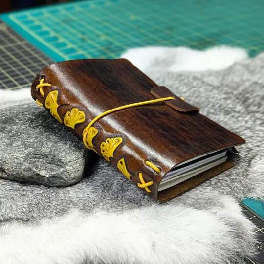PASSPORT Traveller's Refillable Notebook | Ginkgo Leaves, No. 1
