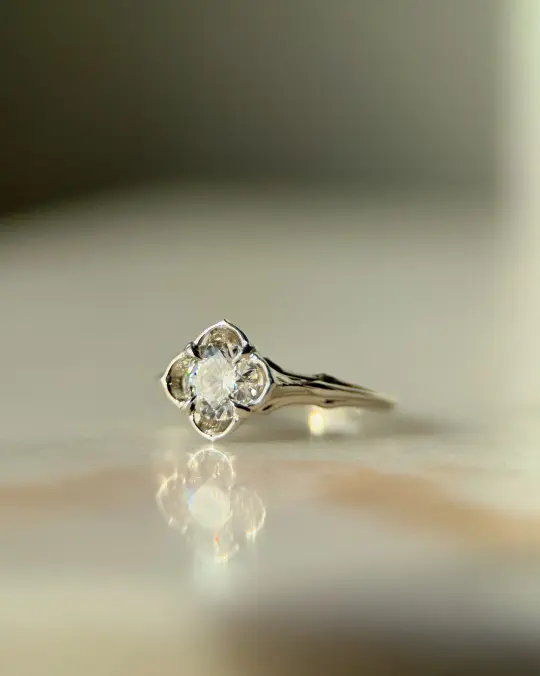 Baby Daphne // 6.5mm // Gold