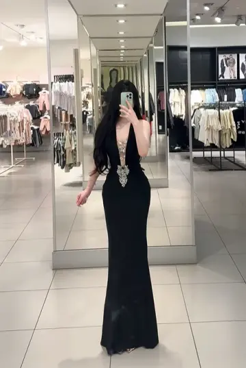 Black halter neck, fitted waist, bodycon, sexy fishtail skirt, long ball gown R7898