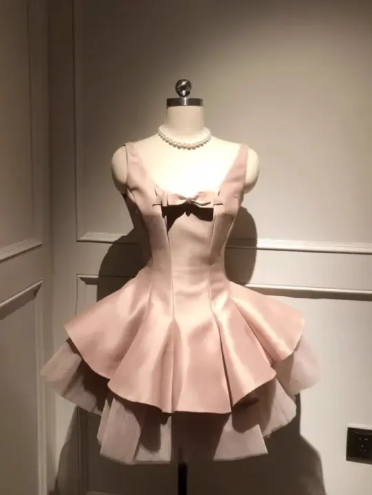Ballet princess dress temperament, waist cinched mesh puffy skirt, pink suspender dress, homecoming dress R2996