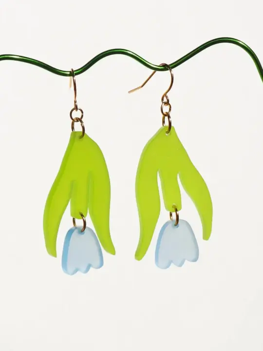Garden Dangles - Frosted Sky