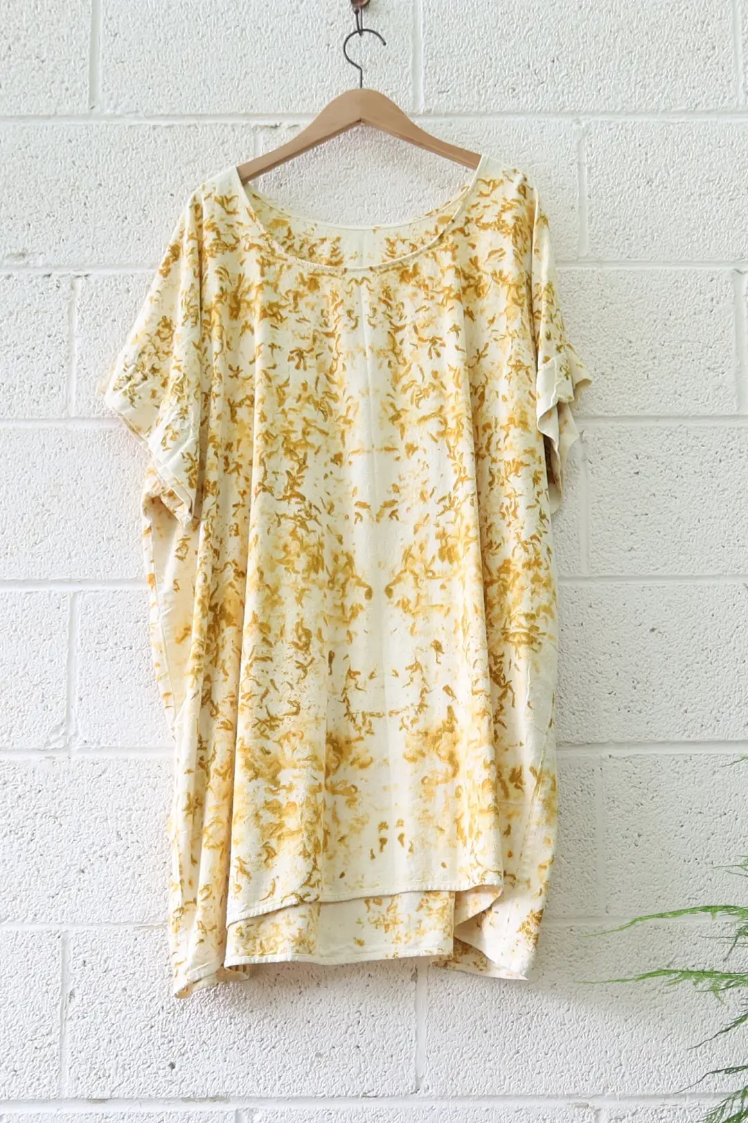 Sale - Everyday Magnolia Short Kaftan / Raw Silk / 2XL-3XL / Marigold Flower (3)