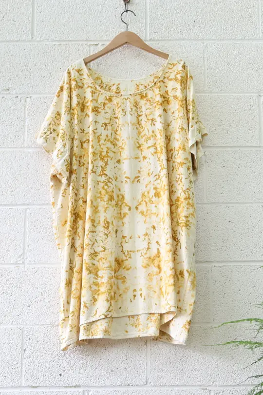 Sale - Everyday Magnolia Short Kaftan / Raw Silk / 2XL-3XL / Marigold Flower (3)