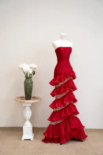 Red strapless fitted long ball gown/bridal dress R8894