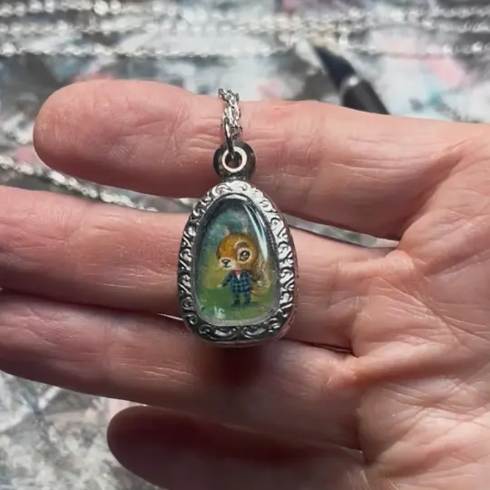 Squirrel Loves Nibbles (Double sided Shadowbox Pendant Necklace)