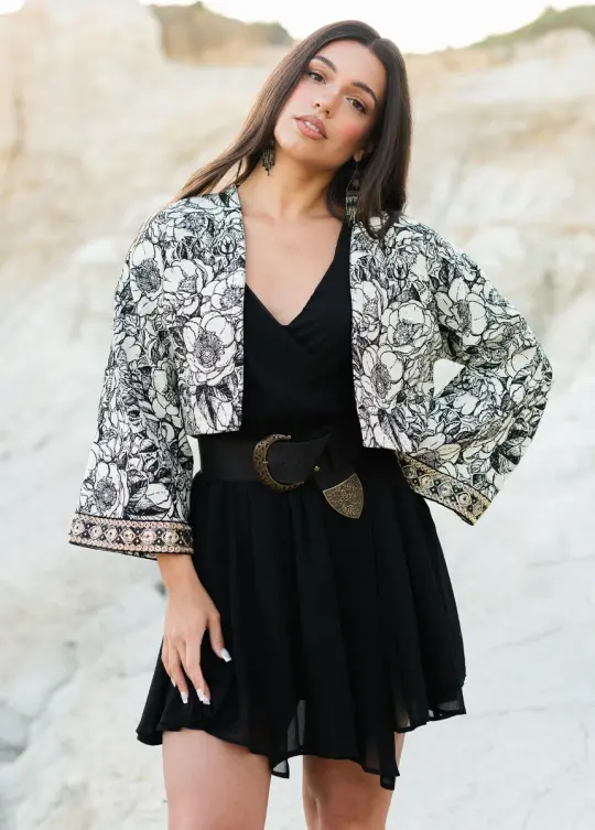 Clove Cardi in Neutral Brocade