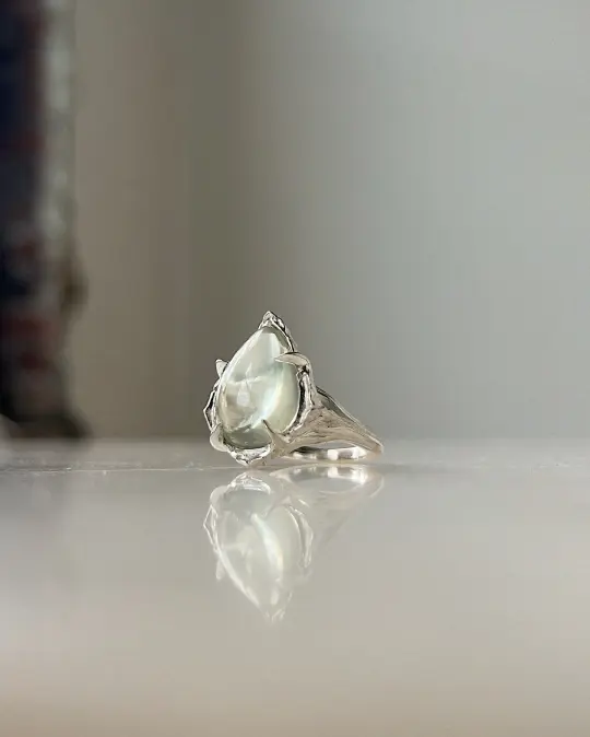 Dewdrop // Silver + Moonstone