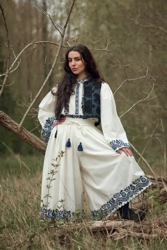 Jupe-culotte "Istvana" brodée inspirée Matyó