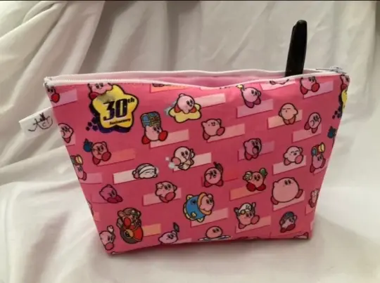 Friend Shaped Zipper Pouch