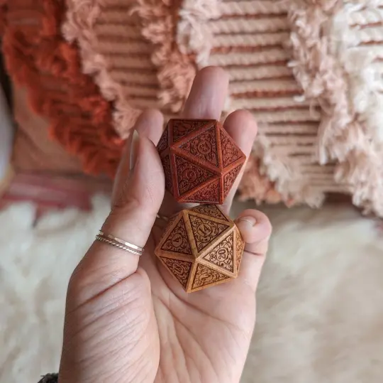 A Handsome Pair of Garden Gate Wood D20s – Art Nouveau Engraved Dice Set | Fennek & Finch
