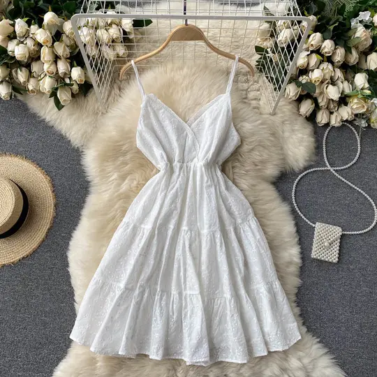 Holiday dress sweet lace edge V-neck hollow backless waist short beach dress R2214