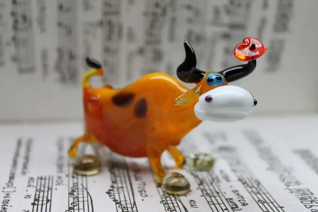 Orange Glass Cow Figurine With Heart - Handmade Murano Art Piece