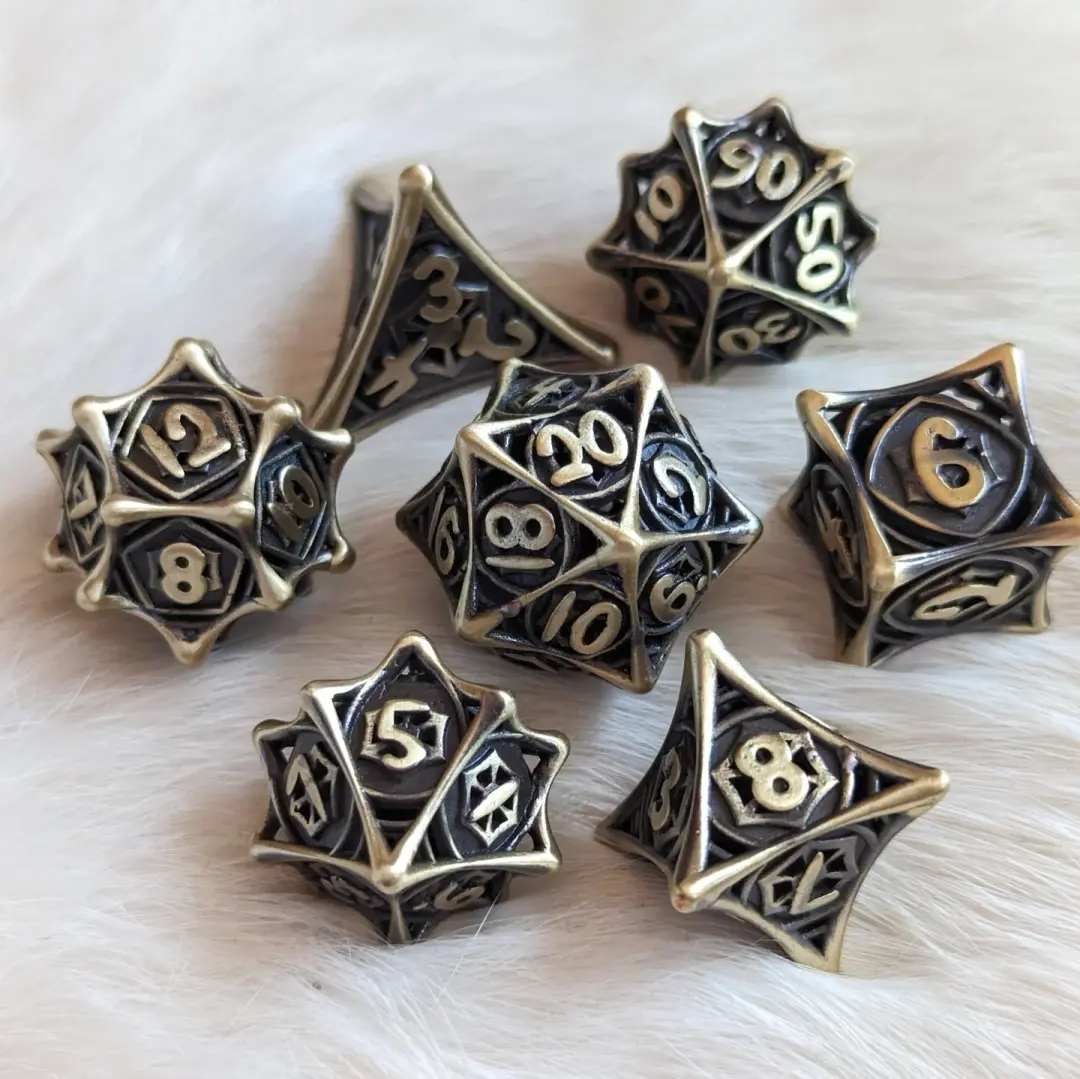 Spider Web Hollow Metal Dice Set – Geometric Design in Copper, Bronze, Silver & Black