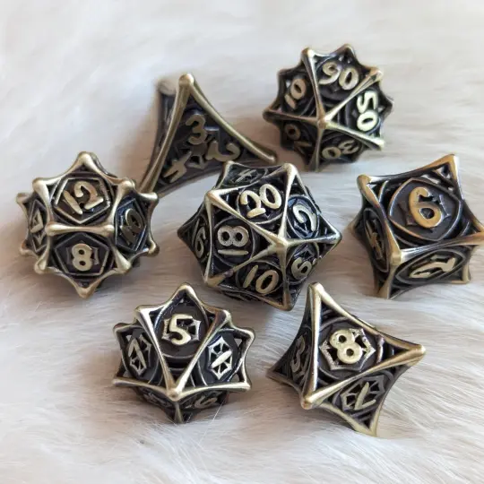 Spider Web Hollow Metal Dice Set – Geometric Design in Copper, Bronze, Silver & Black