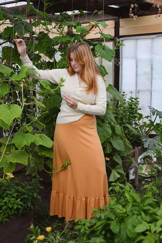 The Basic Cotton Skirt in Marigold