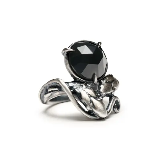 The Jeweled Outsider. Onyx Ring. Size 7.