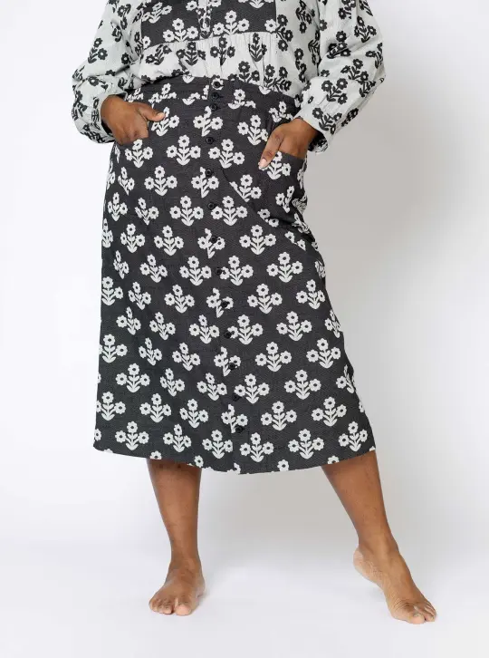 sample sale | ruth skirt gardenia | XXS & 4X
