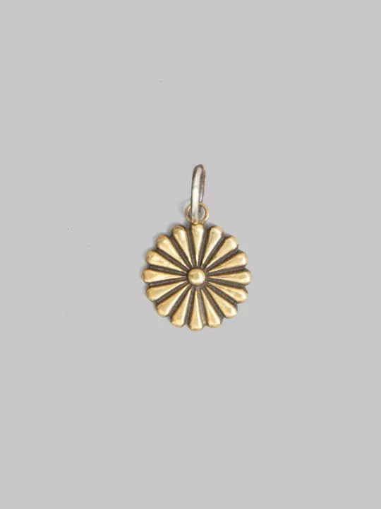 Kobashi Studio Kikumon Charm Medium Brass