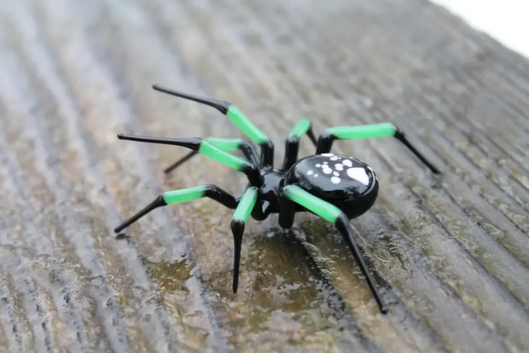 Hand Blown Glass Spider Figurine With Green Legs And Black Body