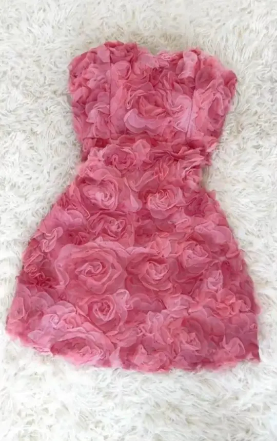 Romantic Hot Pink A-Line Strapless Bodycon Mini Birthday Dress with Flower-shaped Tulle Homecoming Dress RS230