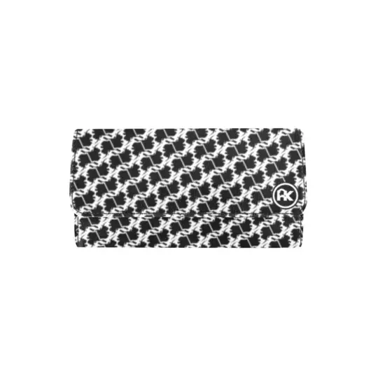 Classic Huskytooth pattern clutch