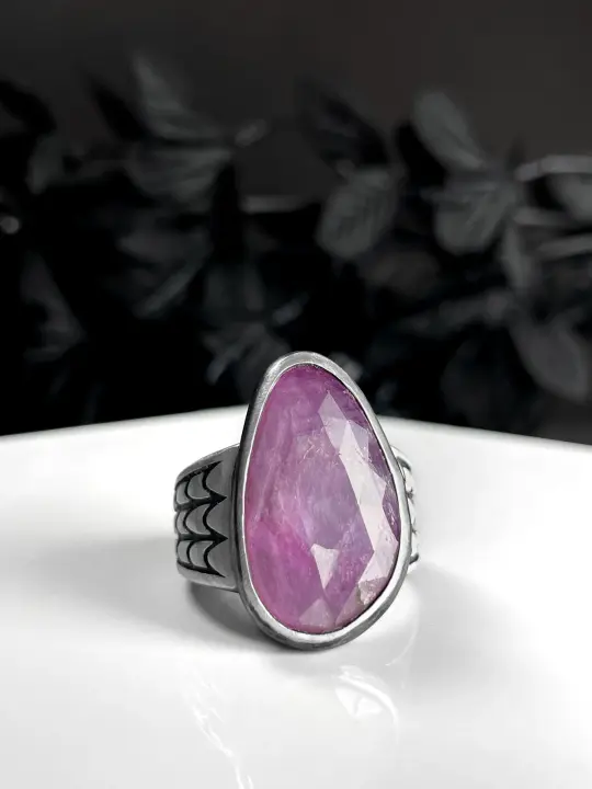 Pink Sapphire Creeper Ring - Size 10