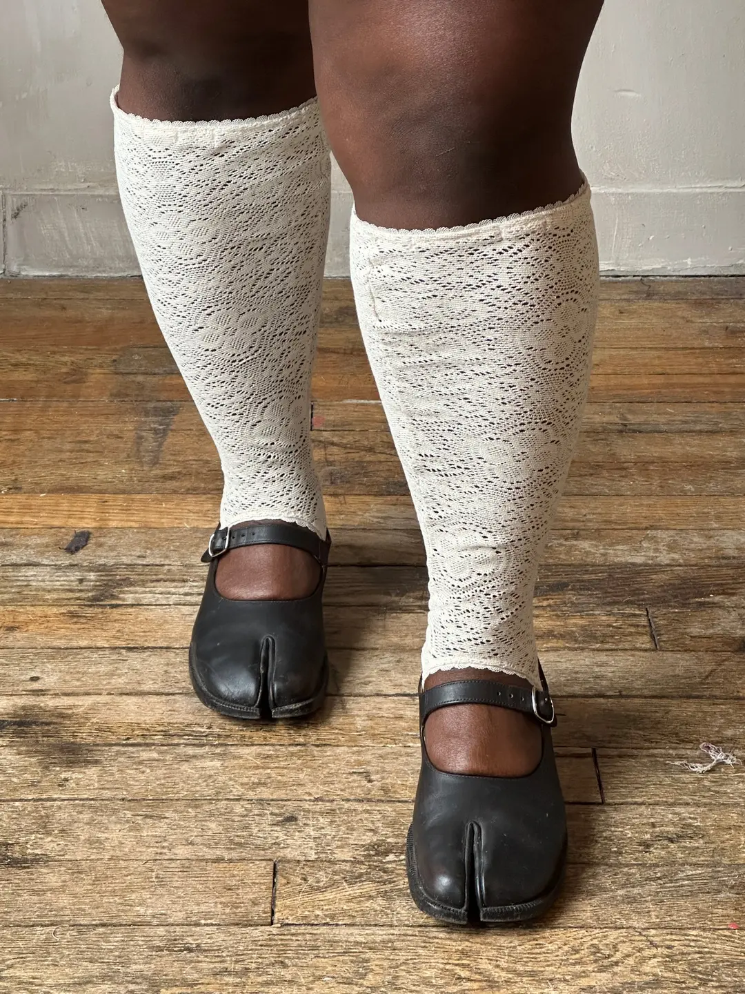 Spring '26: Knee-High Stirrup Socks in Ivory Cotton Lace (In Stock)