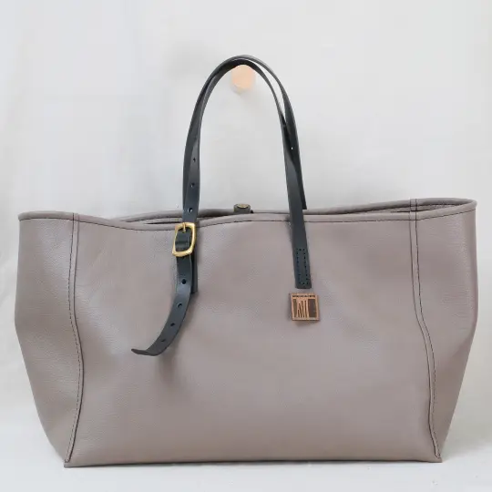 Giant 3-panel Tote with belt handles pebbled warm gray