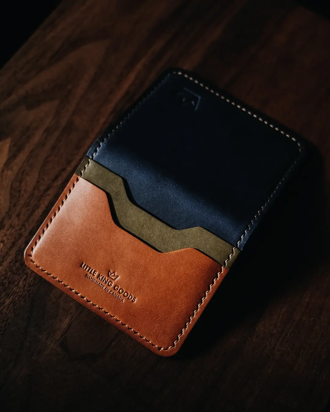 The V2 - Card Wallet