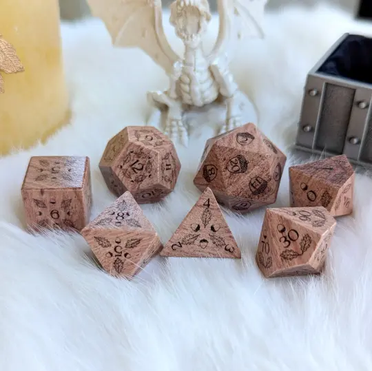 Oak Grove Rosewood Dice Set – 7-Piece Wooden Acorn Oak Leaf DnD Dice