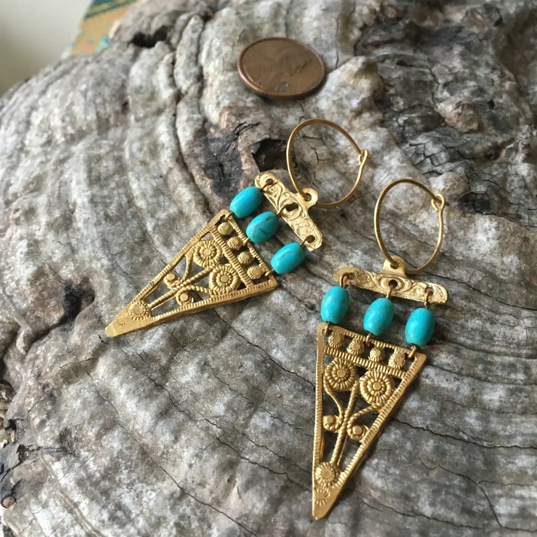 Dangling Arrows
