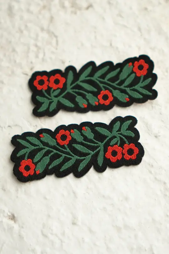 Tiny Garland Sticky Patch Set | Black