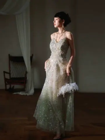 Gentle Soft Green Sequin A-Line Spaghetti Straps Applique Maxi Evening Dress Prom Dress RS466