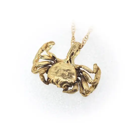 Crab charm