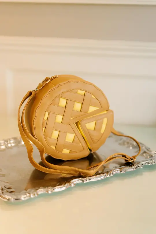 Apple Pie Bag (Restocking October 5th, 2026)