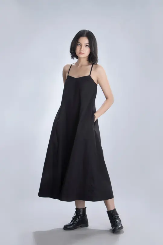 Noora Black Flared Dress