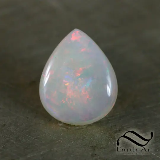 Semi Crystal Australian opal - 4.3 carats
