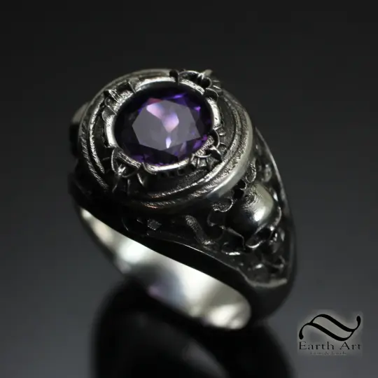 Amethyst Spook Ring - Sterling Silver