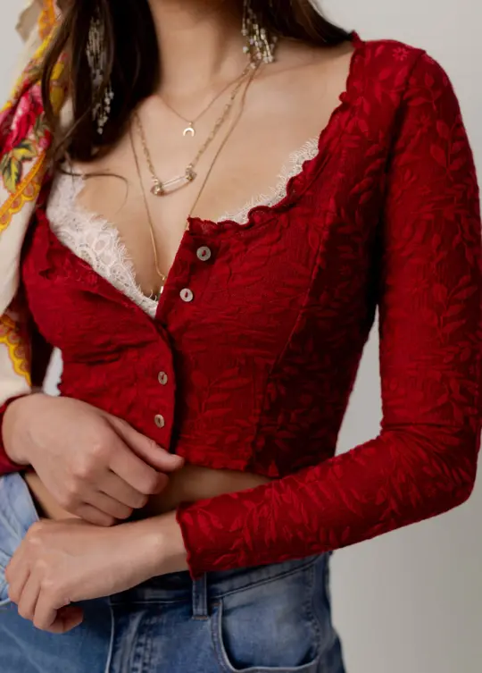 Aldina Top in Crimson