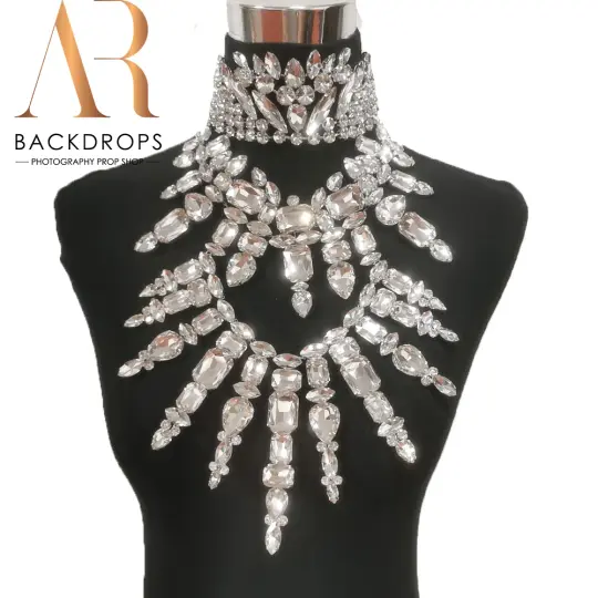Noelle Crystal Necklace