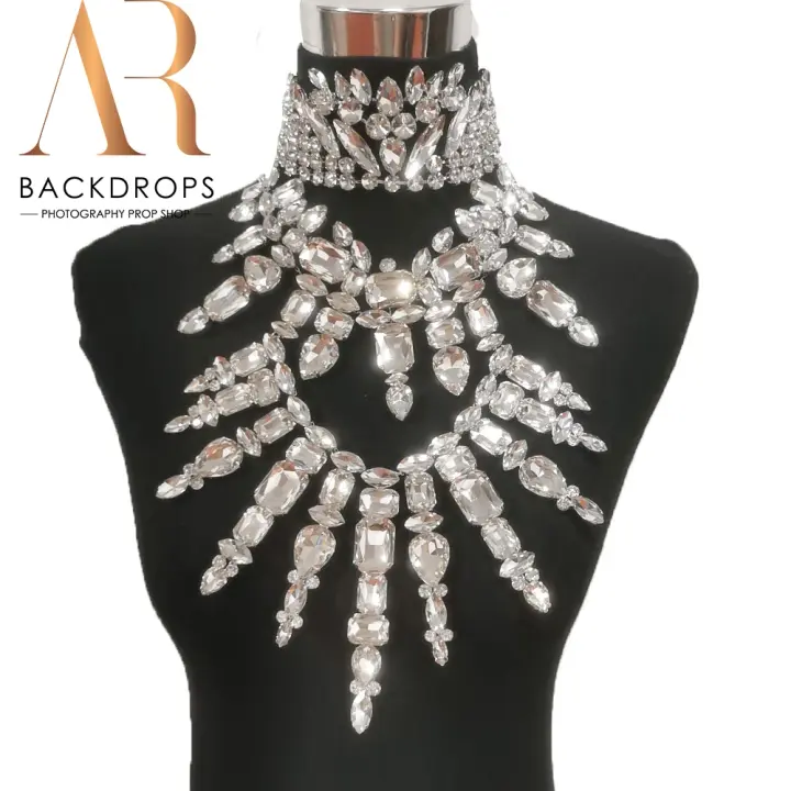 Noelle Crystal Necklace