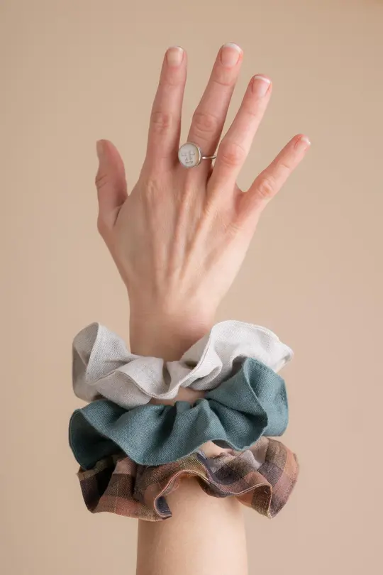 Scrunchies in Linen
