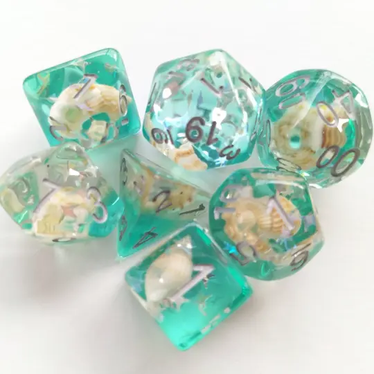 Green Conch Dice Set – 7-Piece Real Seashells Ocean DnD Dice