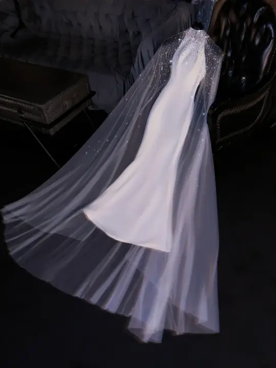 White sleeveless fitted waist sexy long ball gown/bridal dress R8714